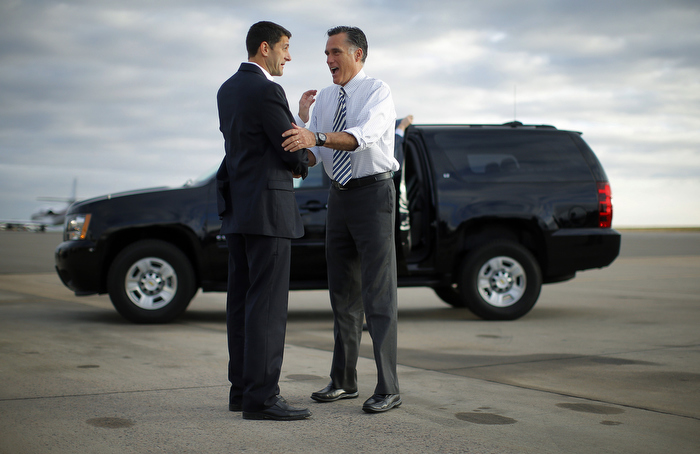 Mitt Rommney Campaigns for the Presidency